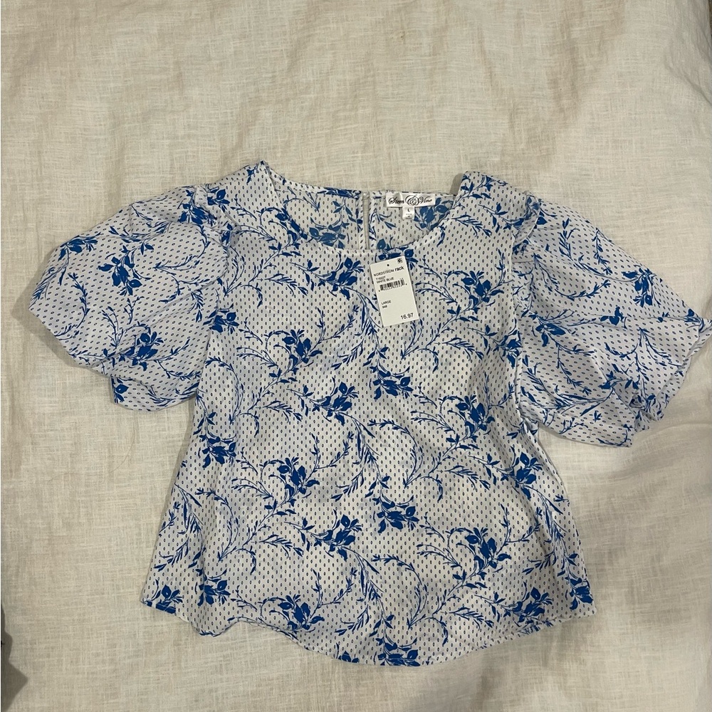 Stem & Vine White and Blue Floral Top